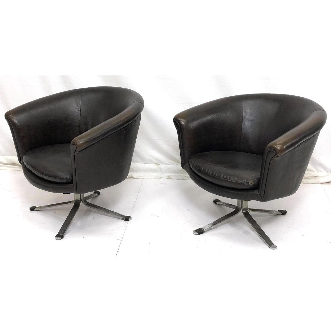 Pr Chrome Brown Vinyl Modernist Swivel Lounge Cha (1 of 10)