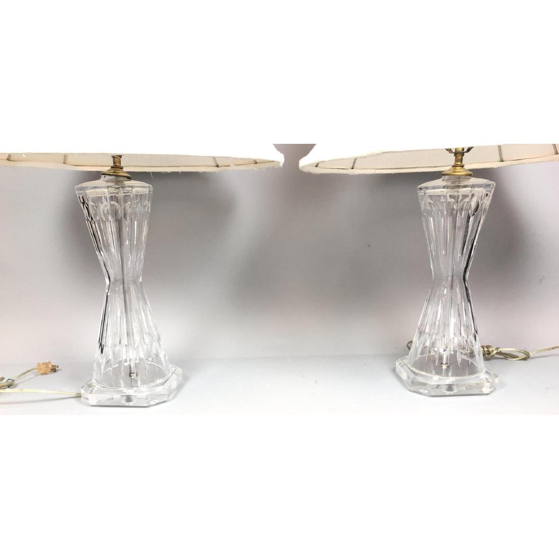 Pr Corseted Decorator Modern Crystal Glass Table (1 of 5)