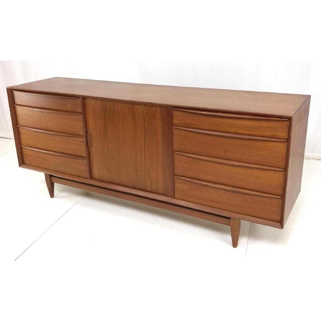 Danish Teak Modernist Credenza Sideboard Dresser. (1 of 10)