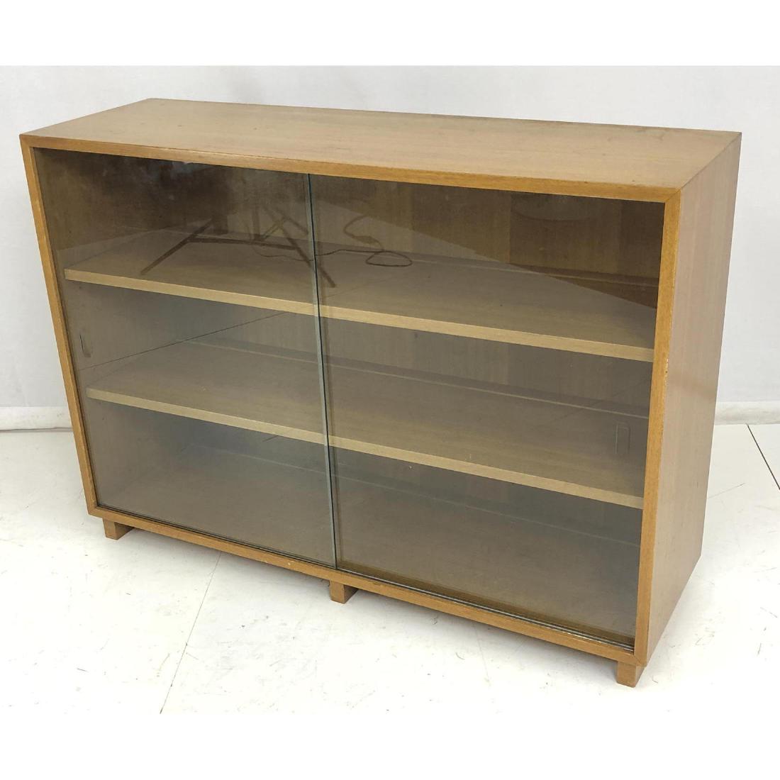 DUNBAR Modernist Glass Front Display Shelf Cabine (1 of 10)