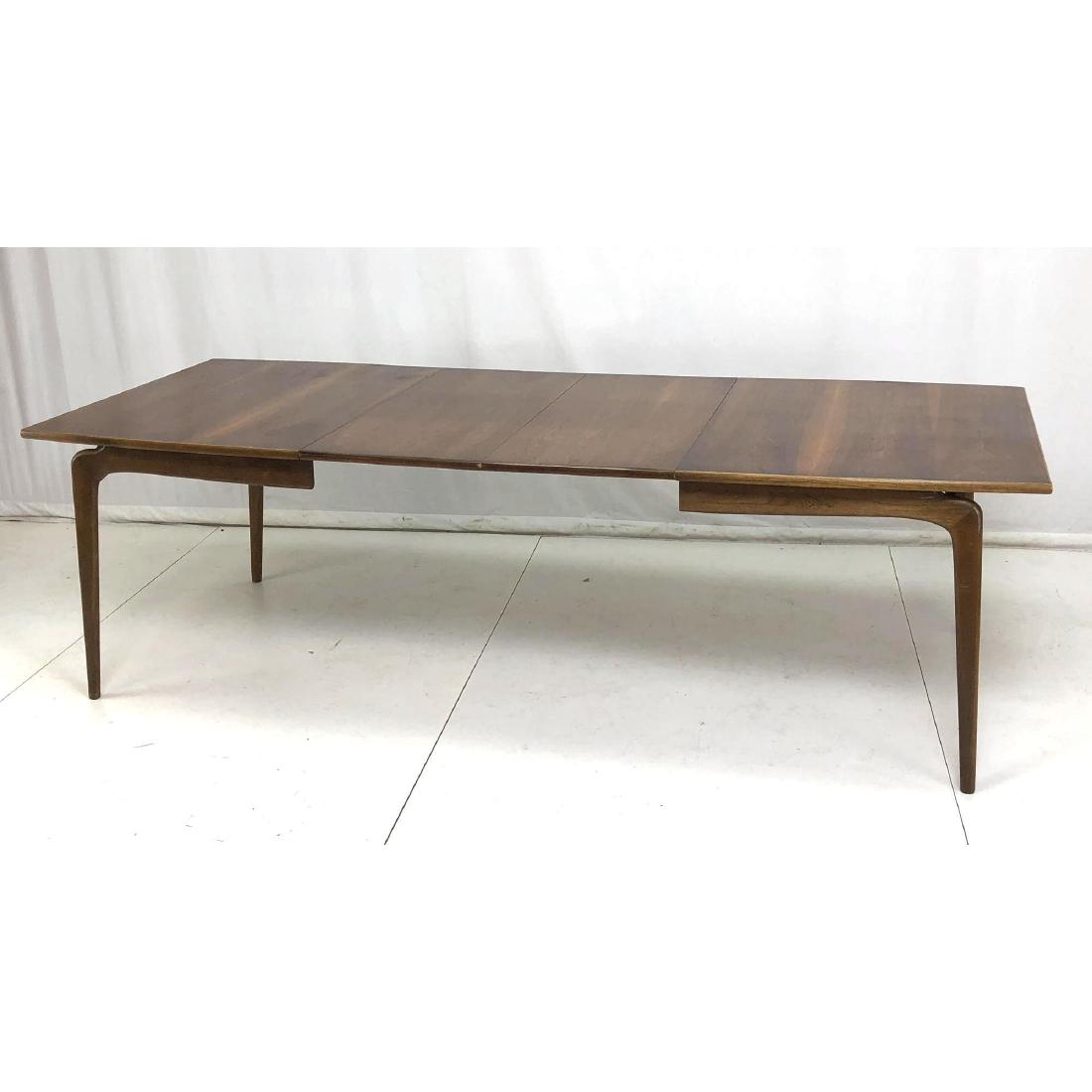 Lane American Modern Dining Table. Decorative scu (1 of 16)