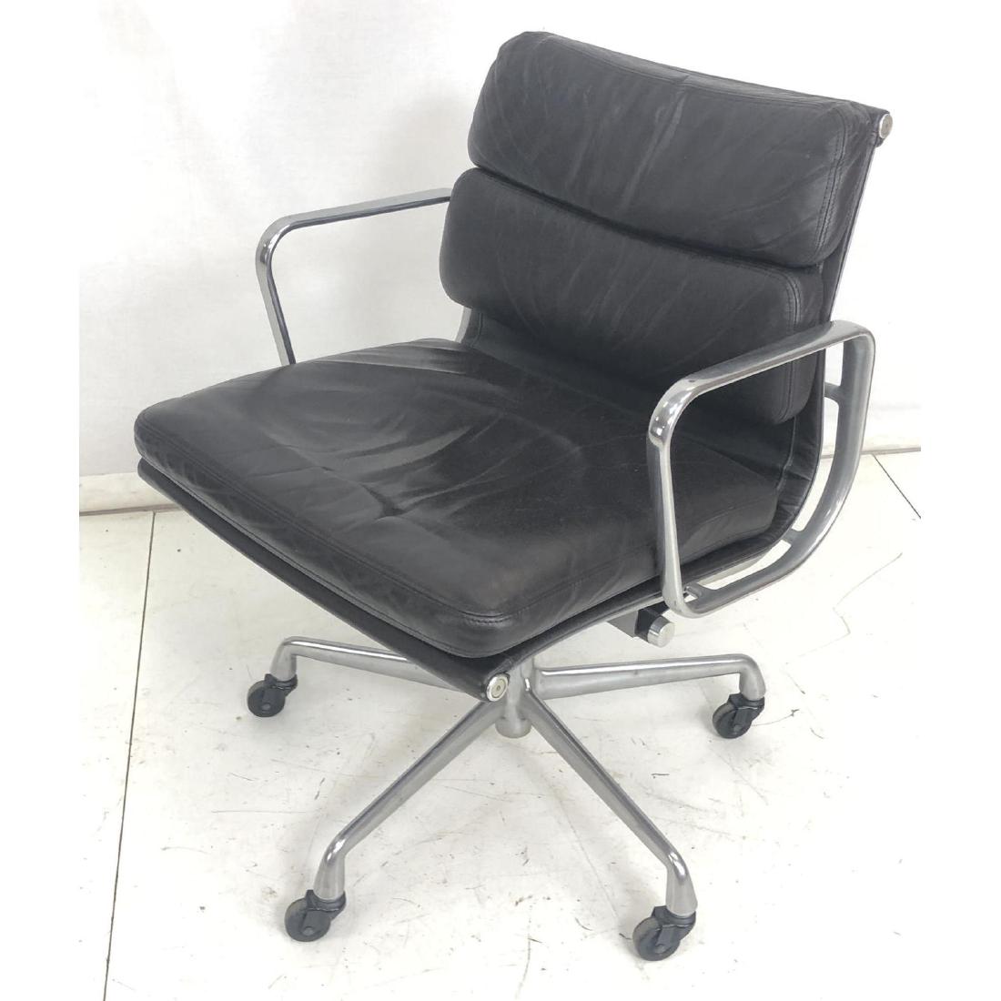 HERMAN MILLER Aluminum Group Office Desk Chair. B (1 of 7)