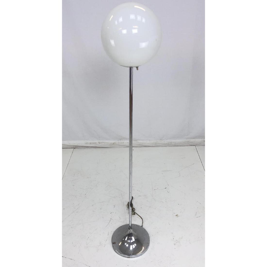 Robert Sonneman style Chrome Floor Lamp. Glass Ba (1 of 9)
