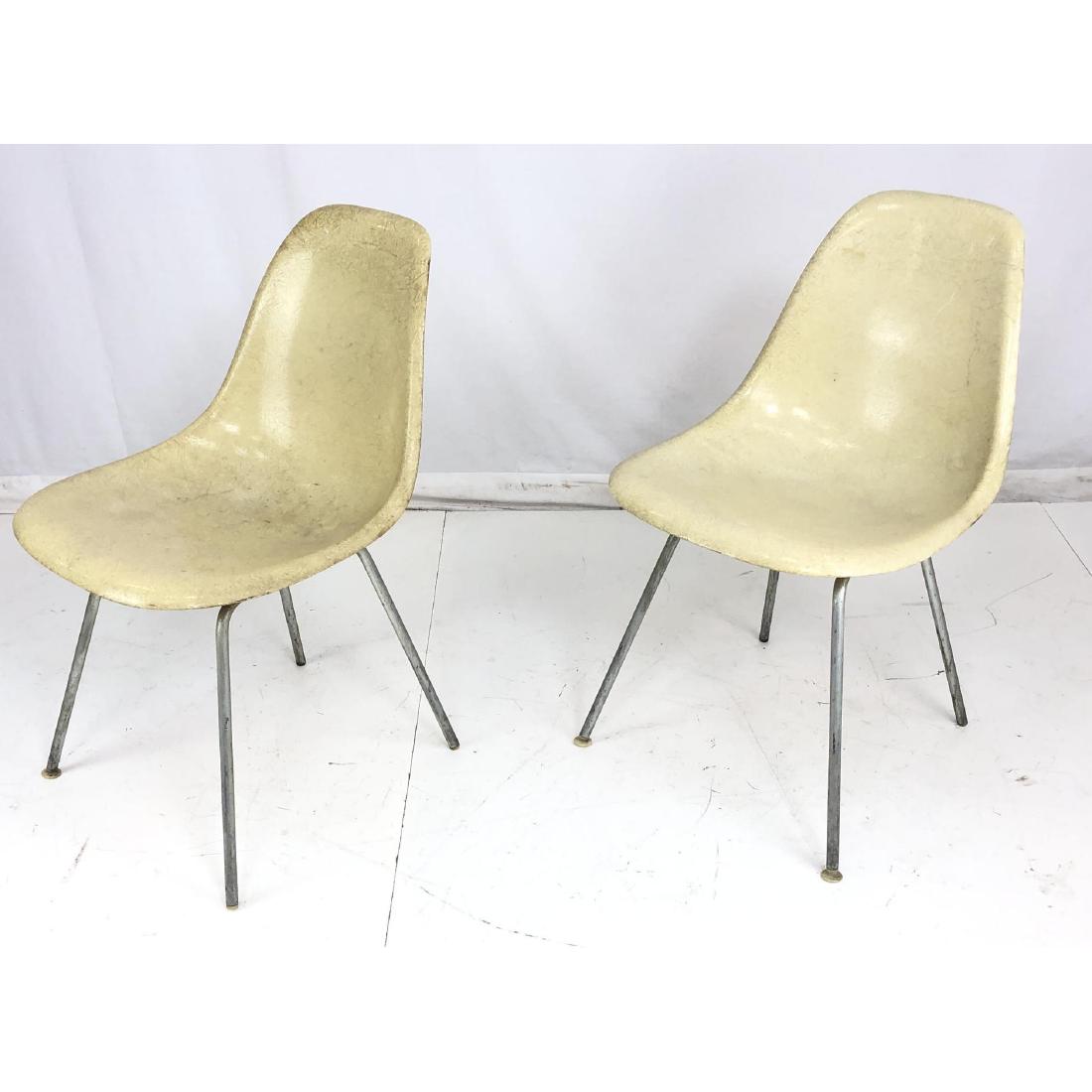 Pr HERMAN MILLER Off White Fiberglass Shell Chair (1 of 10)