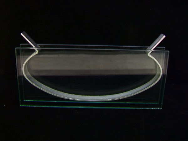 Kaiser Newman Green Glass Metal Sculpture Vase.: Kaiser Newman Green Glass Metal Sculpture Vase. Dimensions: H: 7 inches: W: 14 inches: D: 1.75 inches Condition: Excellent condition. US Shipping charge: $28 This is just o