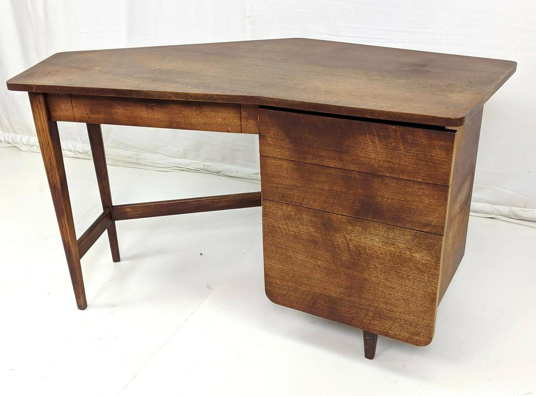 M SINGER + SONS American modern walnut desk. Bert (1 of 12)