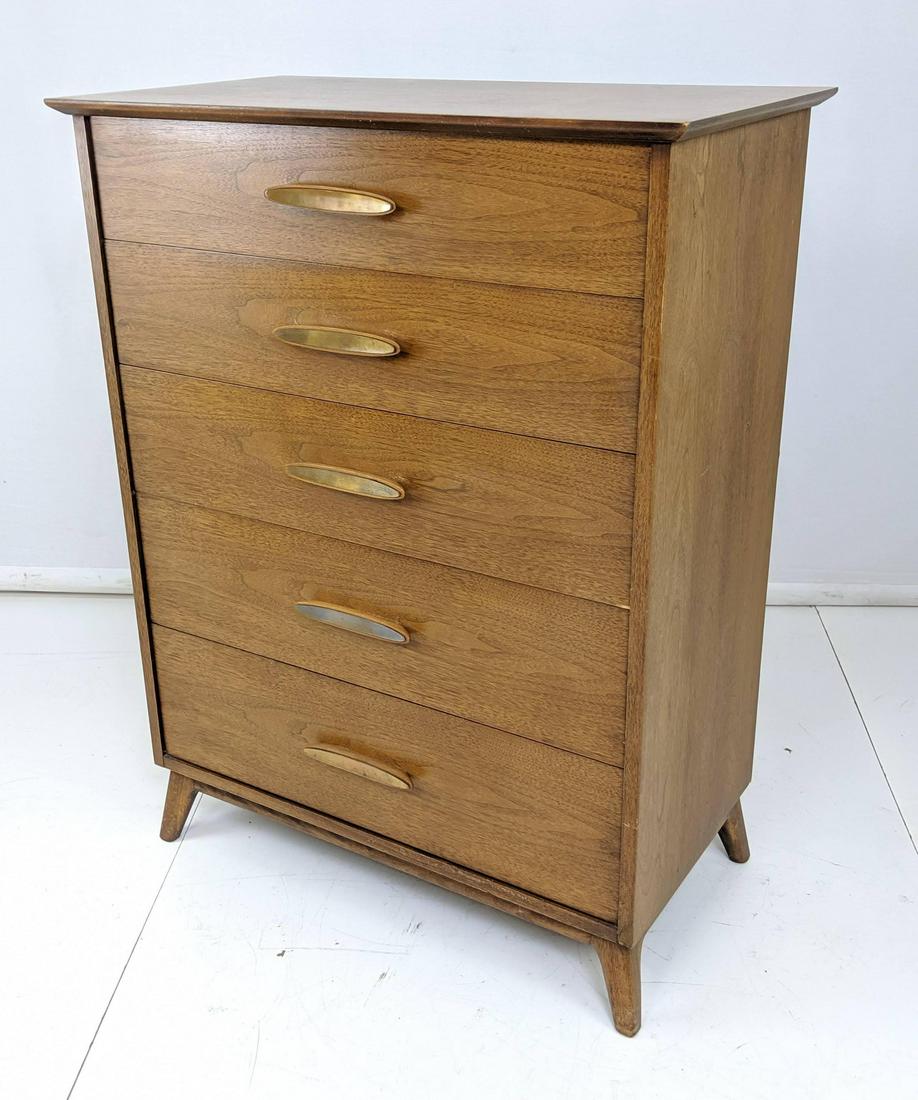 HERITAGE HENREDON American Modern Tall Chest. Tap: HERITAGE HENREDON American Modern Tall Chest. Tapered legs, brass accents on handles. Marked.-- Dimensions: H: 47 inches: W: 36 inches: D: 20 inches ---