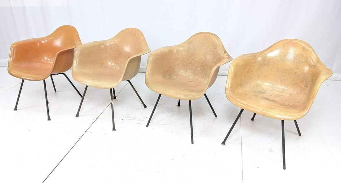 Set 4 HERMAN MILLER Fiberglass Shell Arm Chairs. (1 of 8)