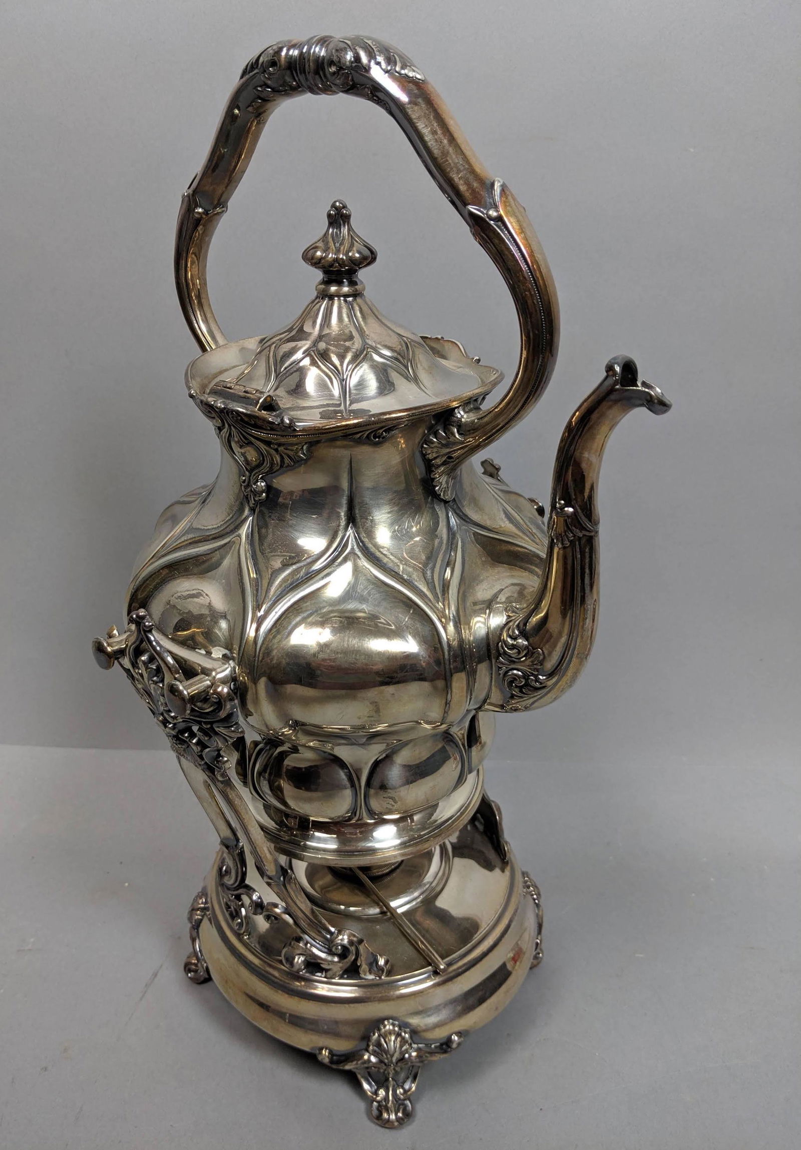 Silver Plate Tea Pot on Stand. POOLE SILVER CO. (1 of 13)