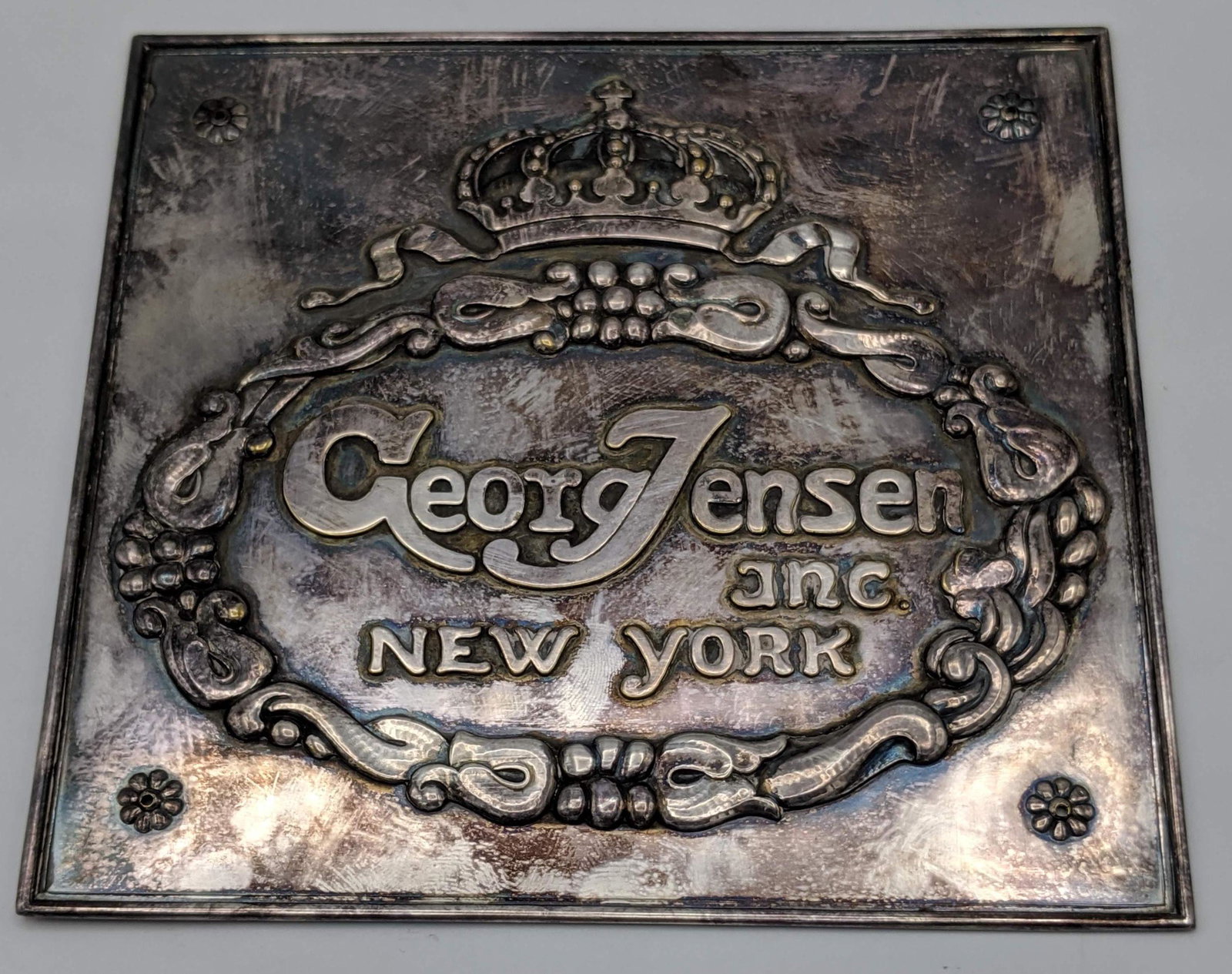 GEORG JENSEN Inc, New York Store Display Plaque. (1 of 7)