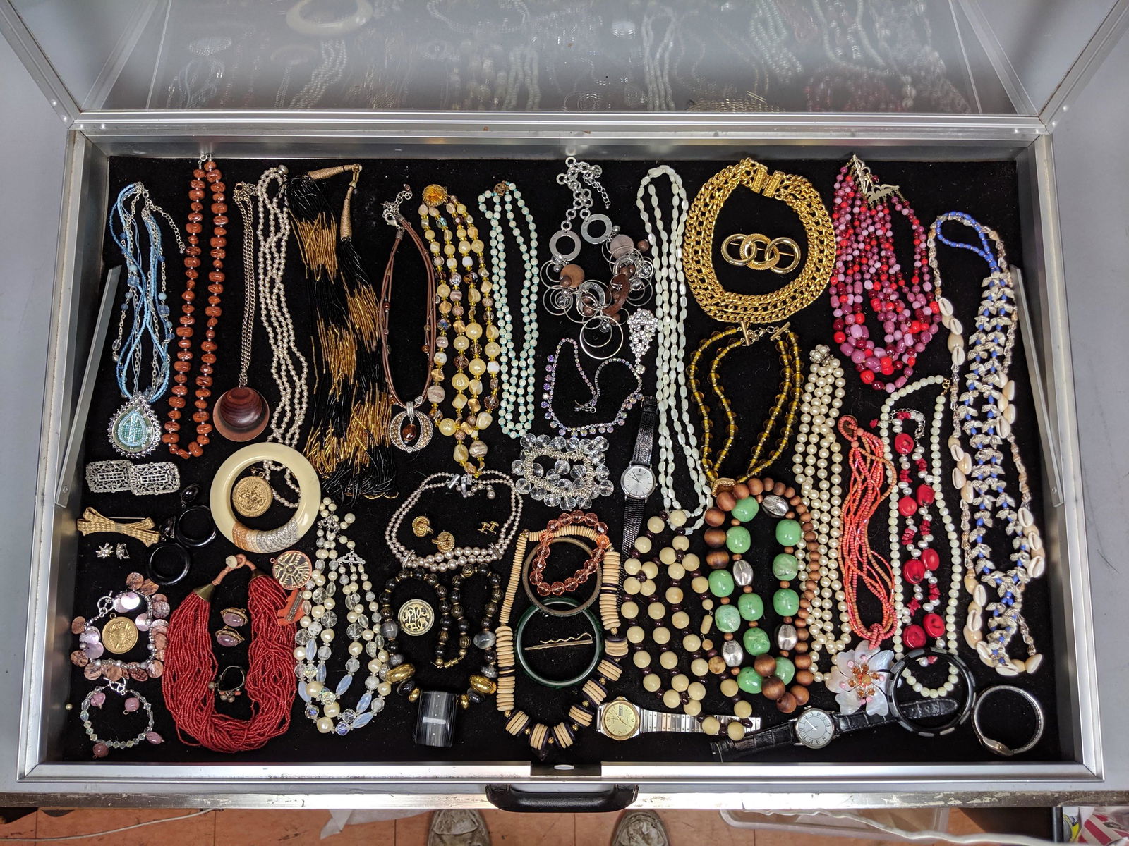 Case Lot D. Large costume jewelry lot. Mostly nec (1 of 13)