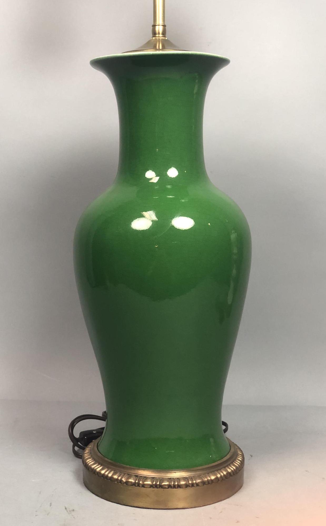 Vintage Green Asian Style Pottery Table Lamp. Bra (1 of 11)