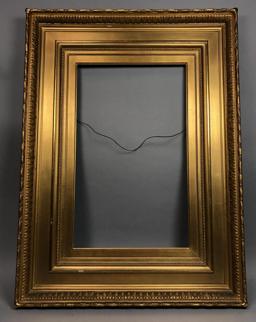 Antique Gold Gilt Picture Frame. Opening measures (1 of 10)