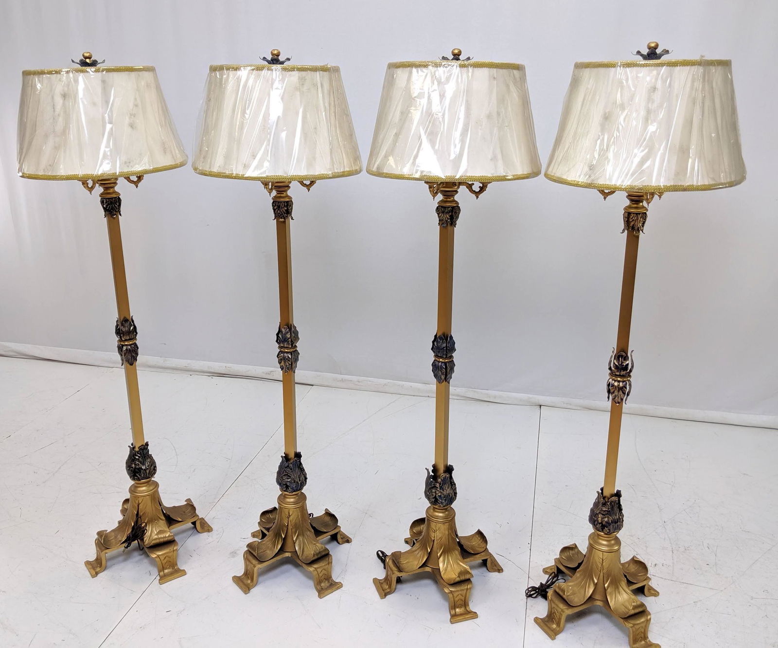 4 Vintage Gold Gilt Regency Style Floor Lamps. Le (1 of 14)