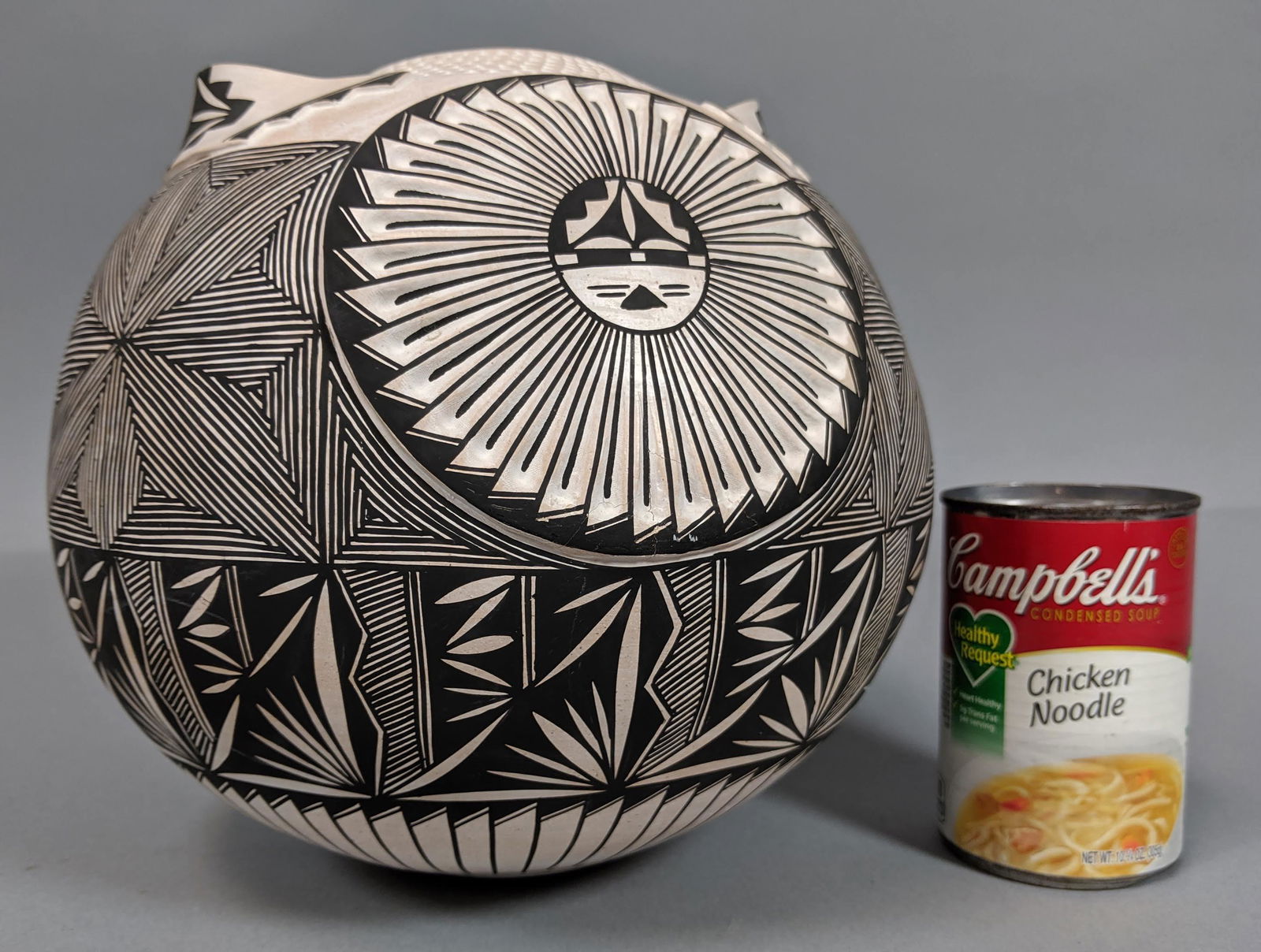 ACOMA Native American Handled Pottery Vase. White (1 of 12)