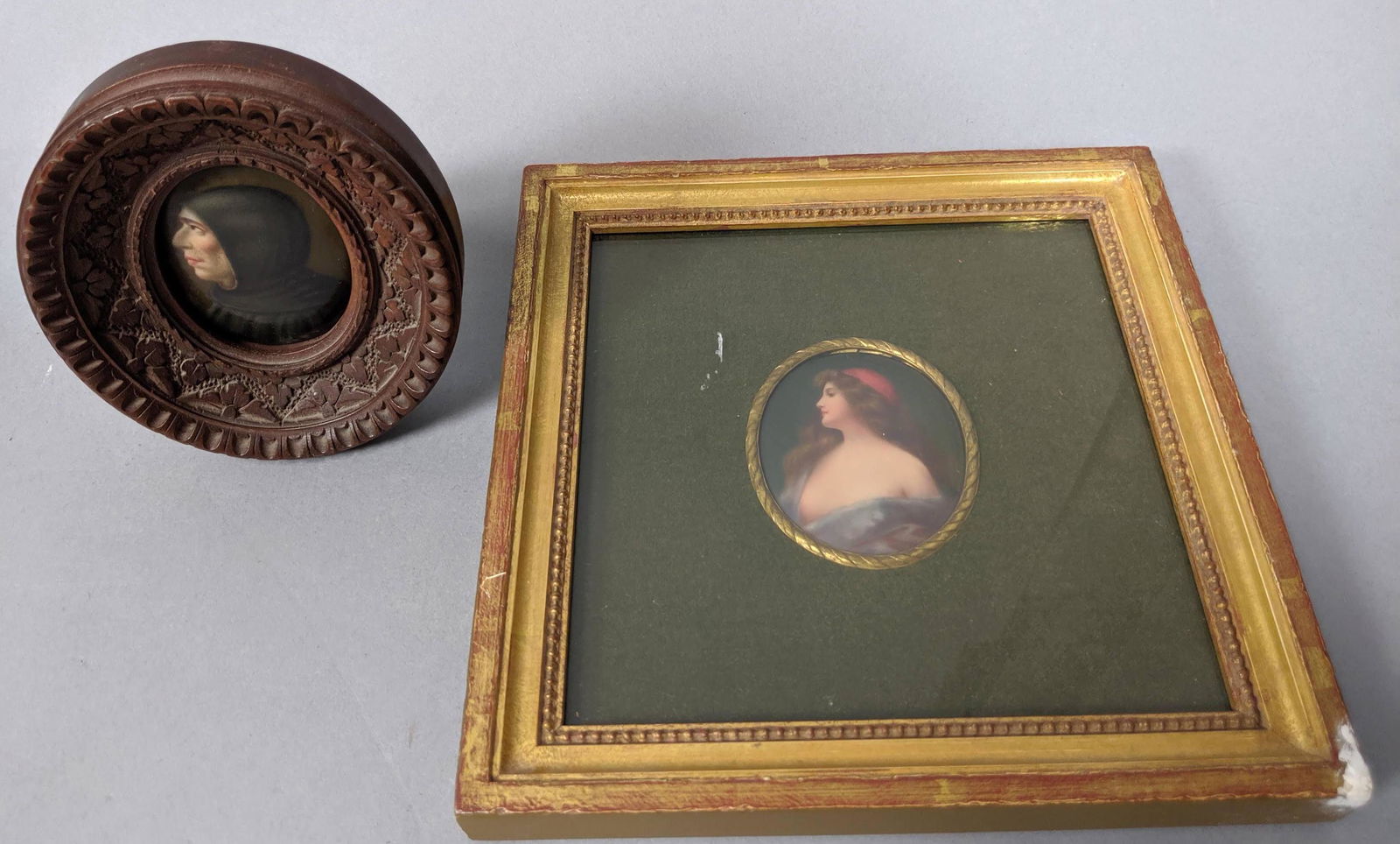 2 Oval Miniature Porcelain Portrait Paintings. Po (1 of 7)