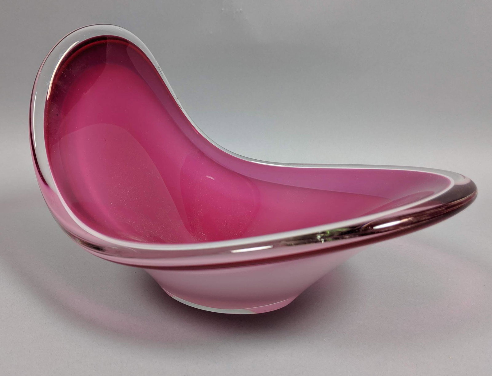 Modernist Art Glass "Coquille" FLYGSFORS Bowl. Ca: Modernist Art Glass "Coquille" FLYGSFORS Bowl. Cased cranberry and clear glass. Marked and signed. -- Dimensions: H: 7 inches: W: 11 inches: D: 8.25 inches ---