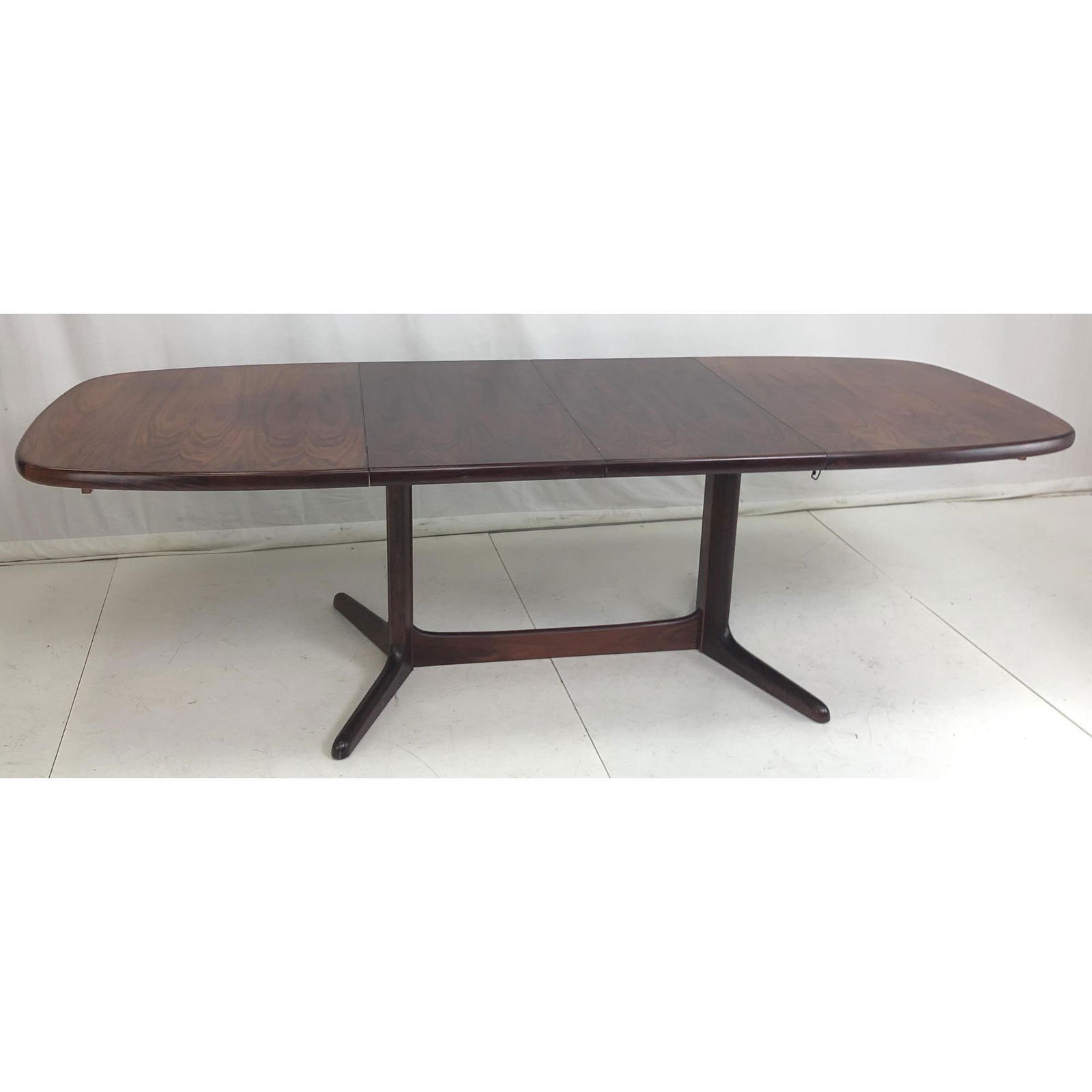 Large Oval Rosewood Modernist RAMUS Dining Table. (1 of 10)