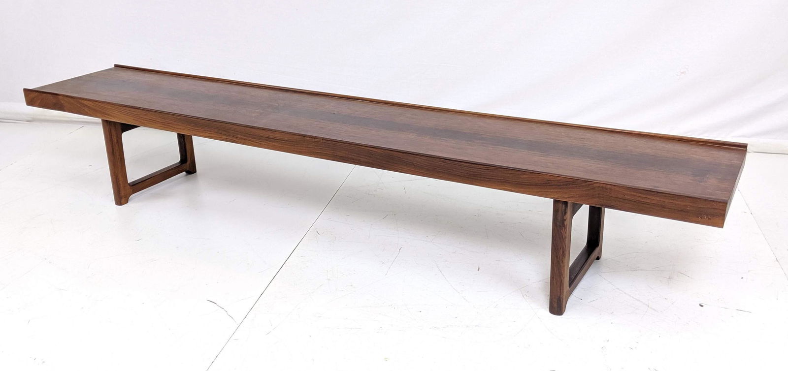 Rosewood bench 2024