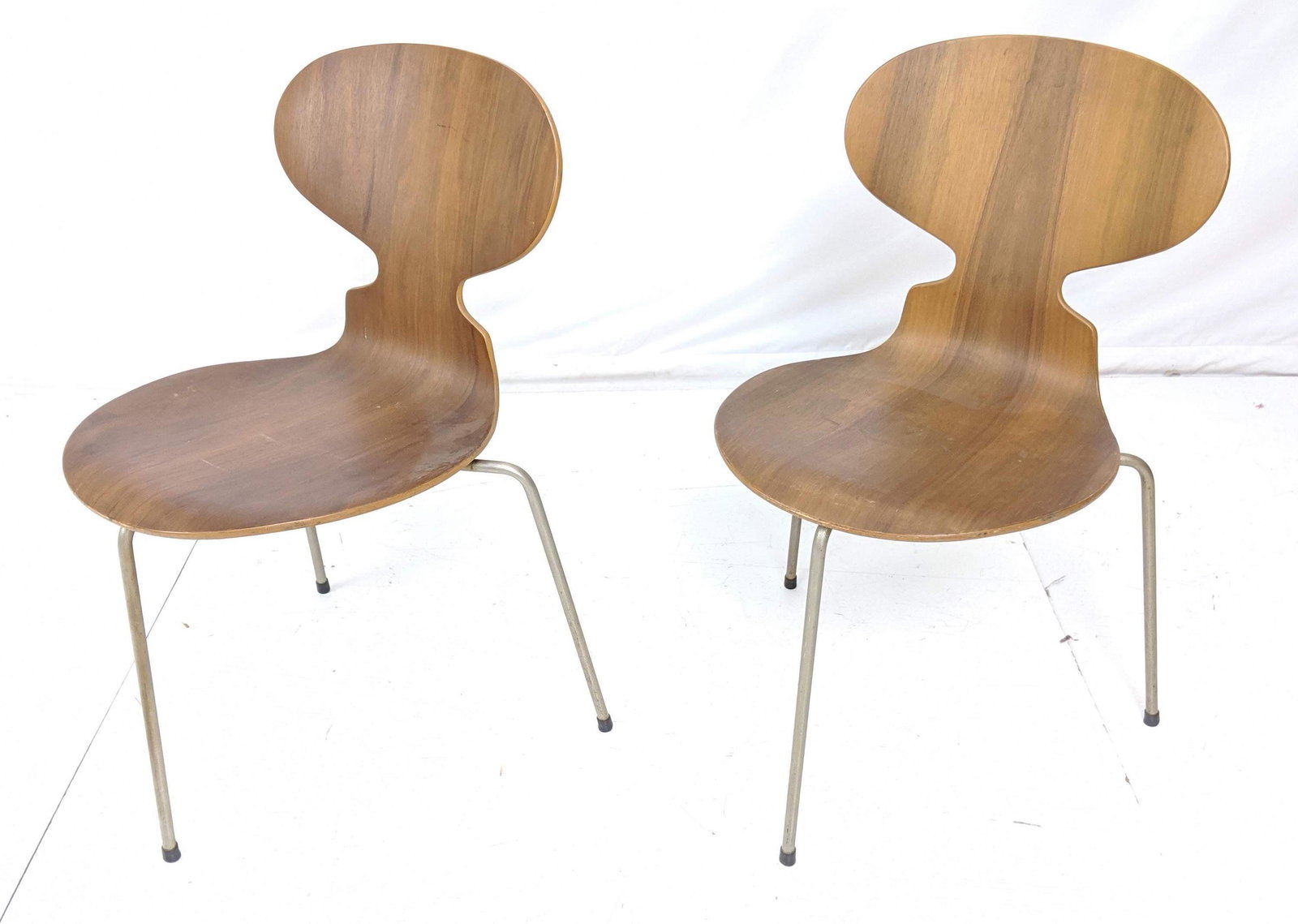 Pr ARNE JACOBSEN for FRITZ HANSEN Ant Chairs. Lam (1 of 12)