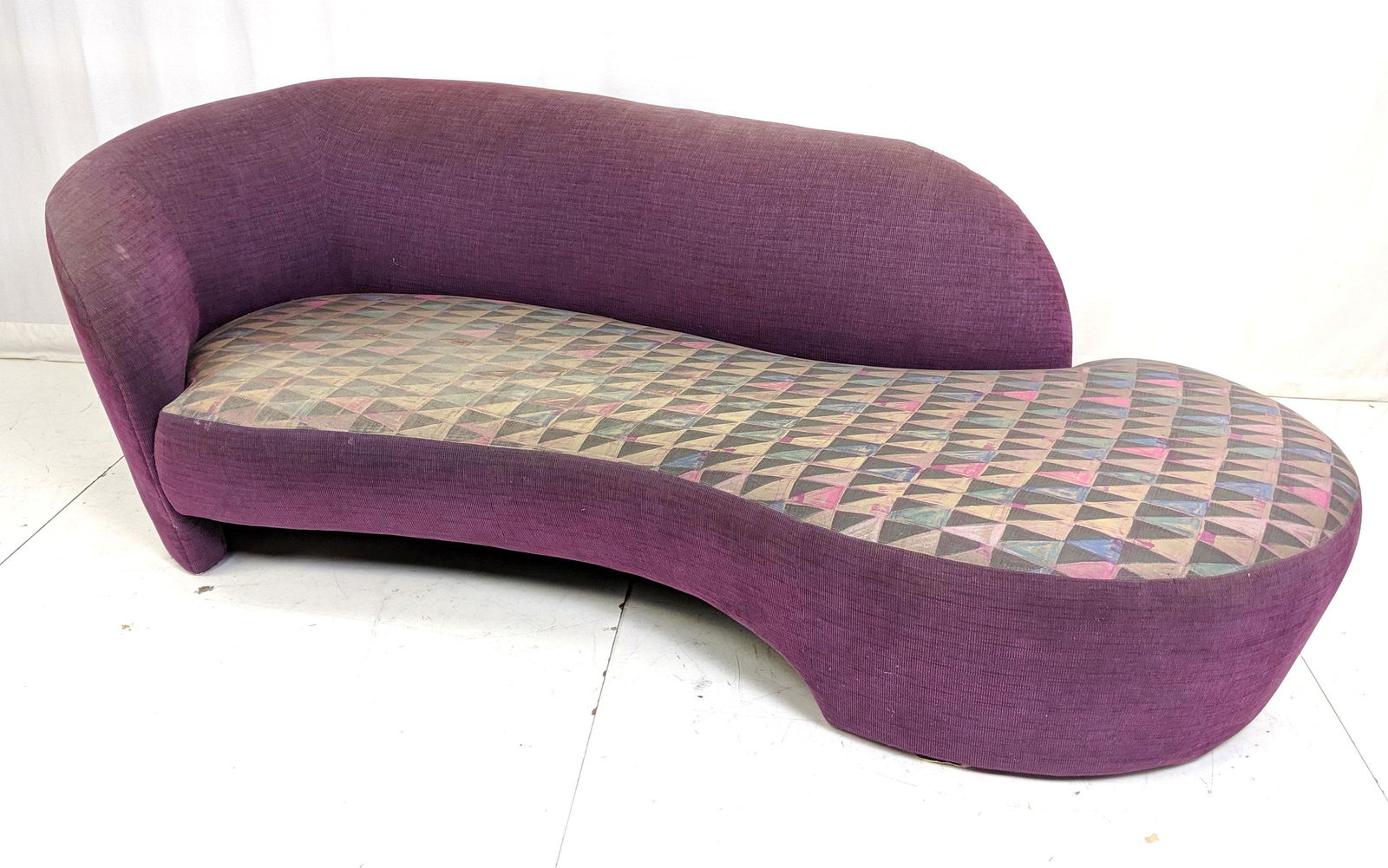 Vladimir Kagan style Sofa Couch. (1 of 11)