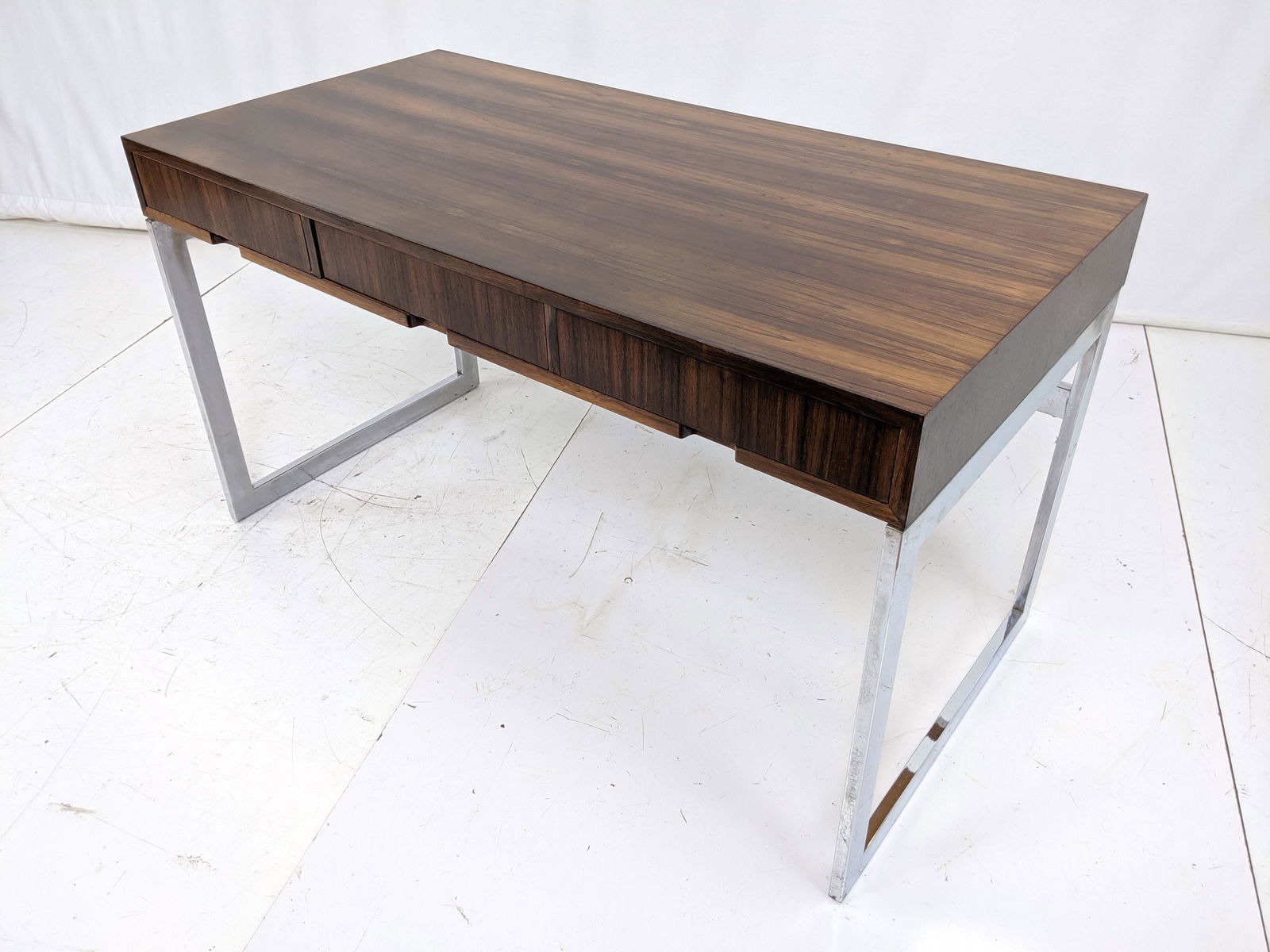 Modernist Rosewood Desk. Baughman Style with Chrome Fra (1 of 8)