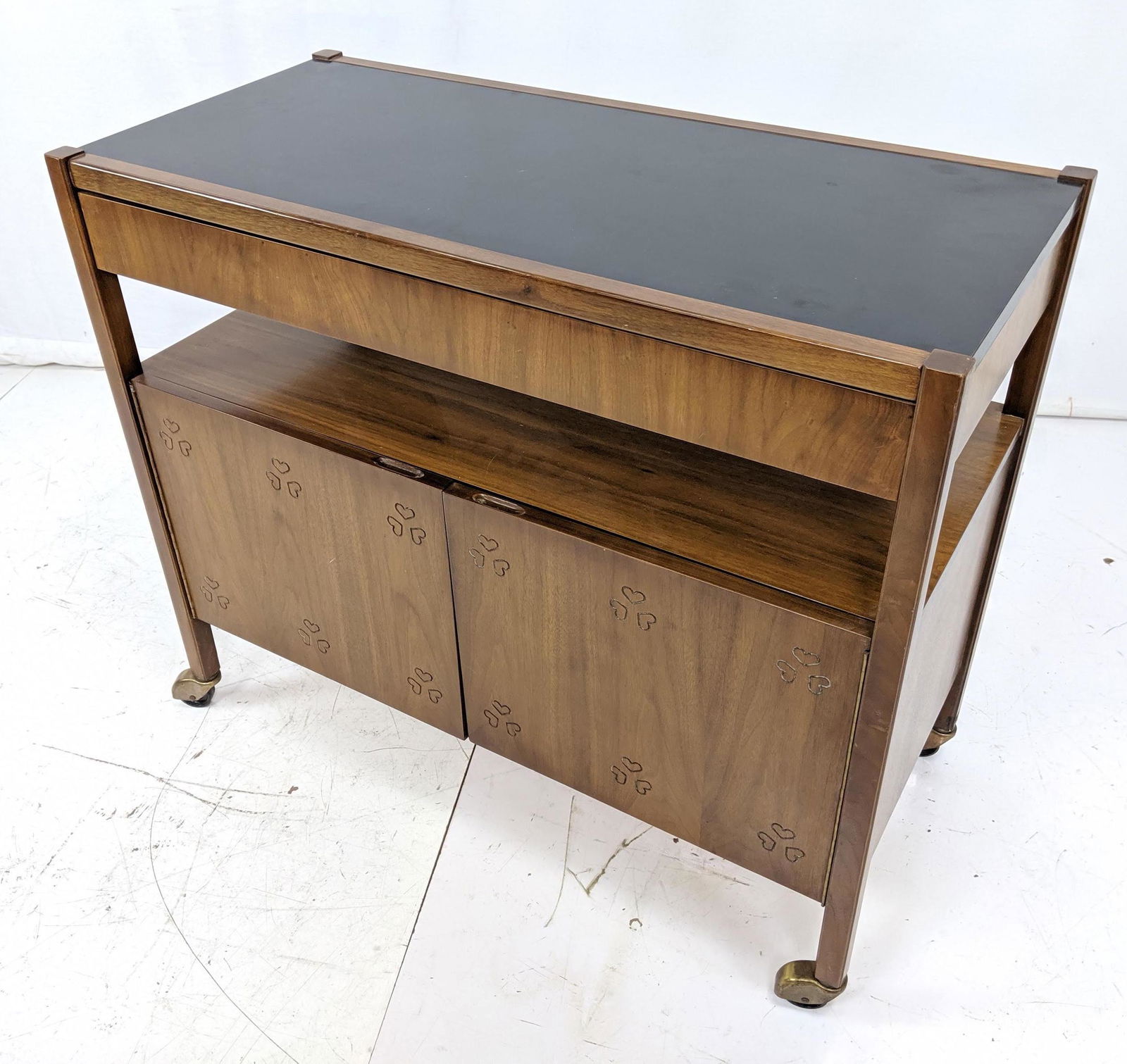 AMERICAN of MARTINSVILLE Walnut Rolling Bar Cart. Moder (1 of 9)