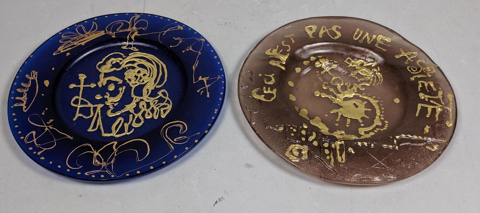 Pr DAUM France SALVADOR DALI Pate de Verre Plates. 1) " (1 of 10)