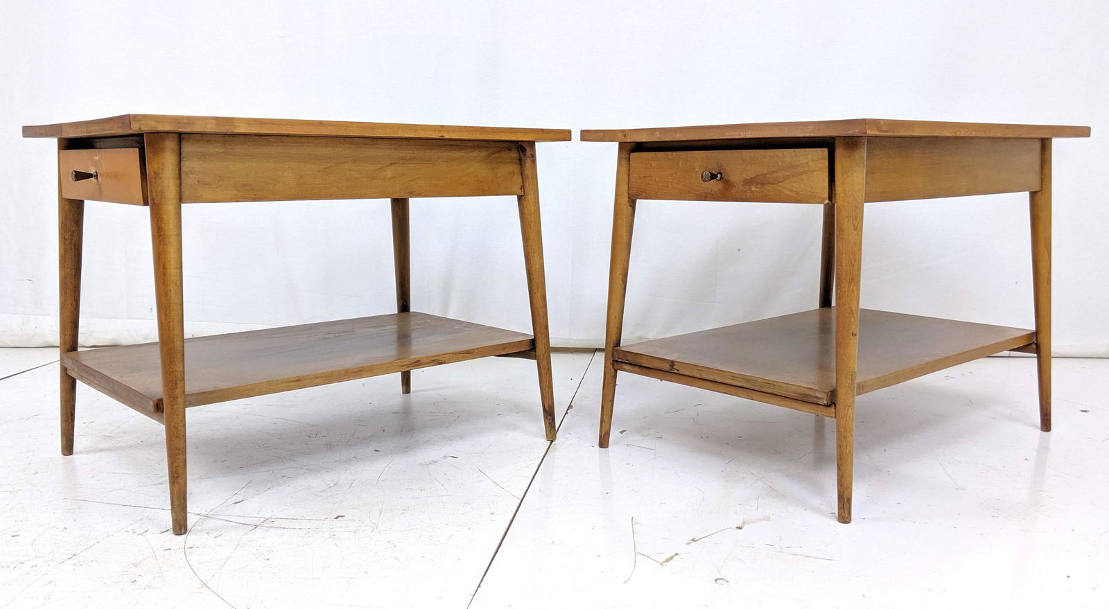 Pr PAUL McCOBB Planner Group Night Stands. Maple stands (1 of 10)