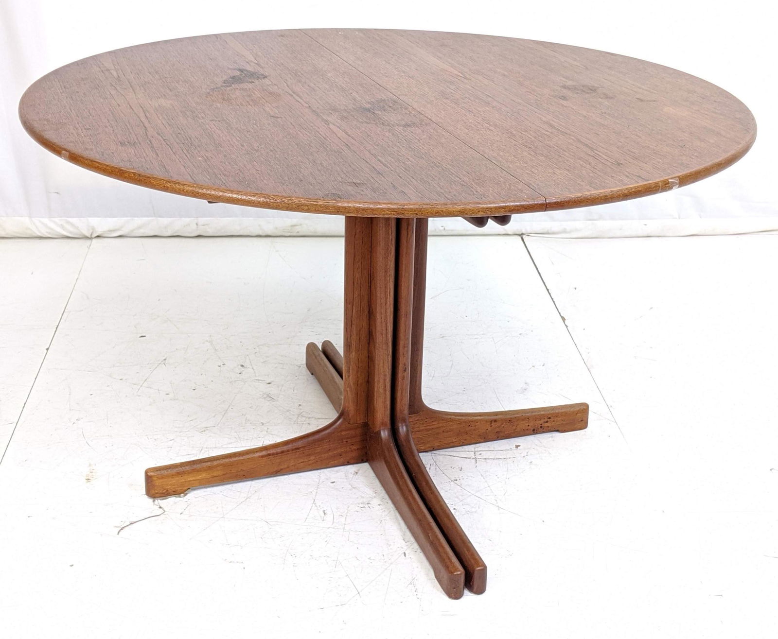 JO CARLSSON VETLANDA teak dining table. Two 23.5 inch l (1 of 10)