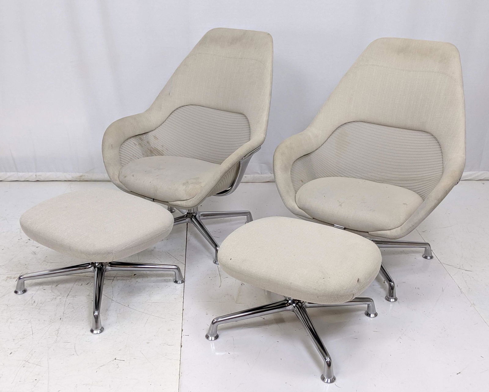 Pr STEELCASE "Coalesse" Lounge Chairs Ottomans. Contemp (1 of 13)