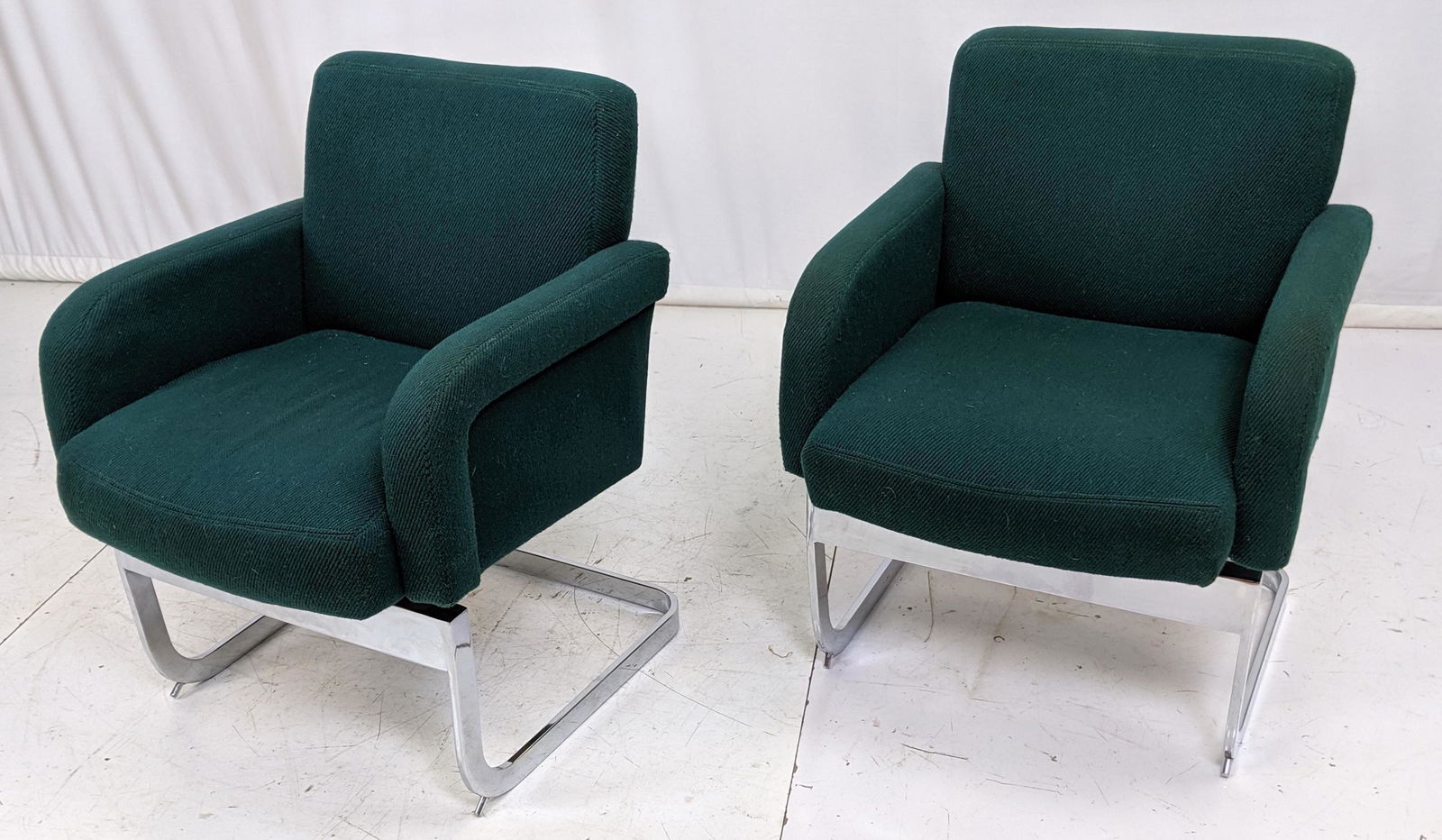 Pr Modernist Emerald Green Chrome Frame Arm Side Chairs (1 of 8)