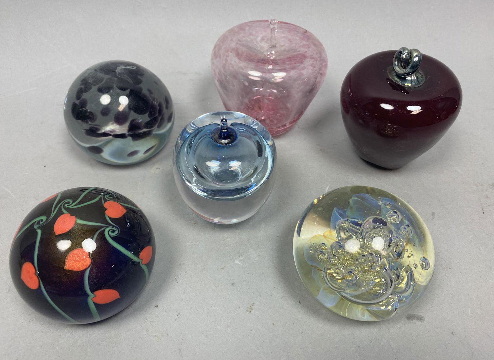 Lot 6 Art Glass Artisan Paperweights. Lot includes 3 ap (1 of 14)
