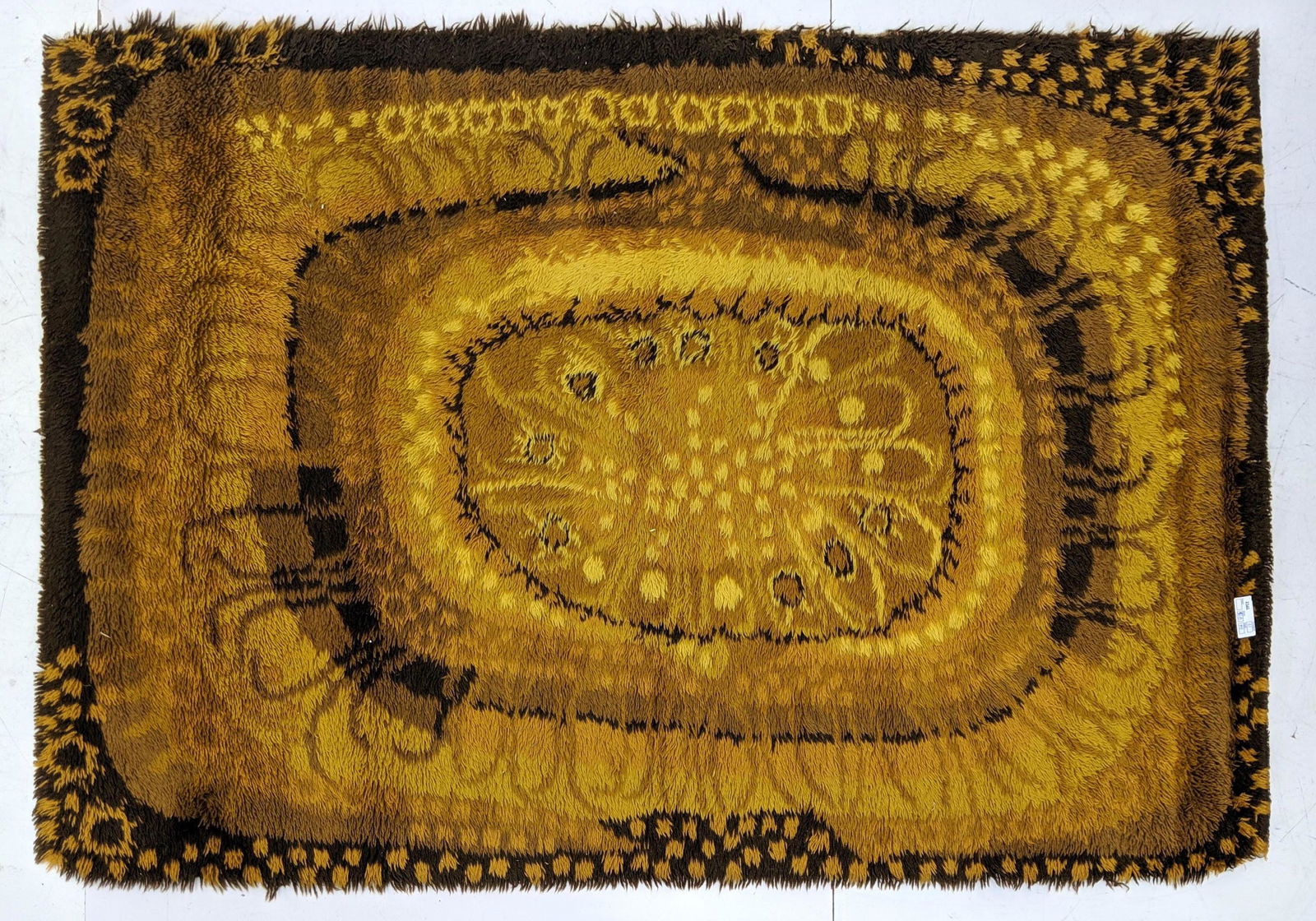 6'8X4'8 Shag Carpet Rug Browns and Golds. Vintage 1970' (1 of 6)