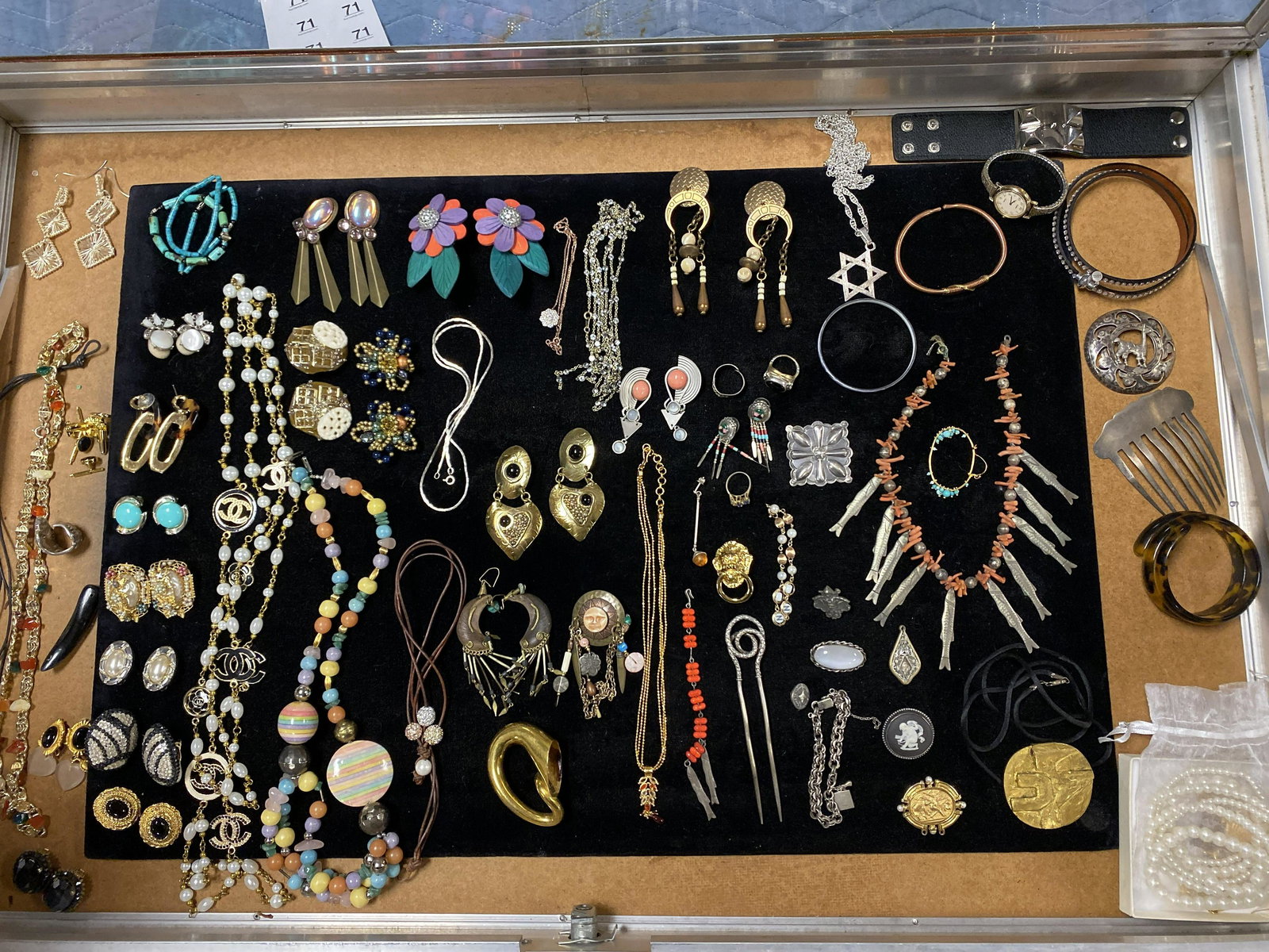Case Lot AA Mixed Costume Jewelry. Rings, Necklaces, Br (1 of 9)