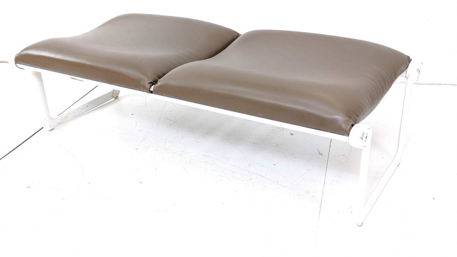 KNOLL Brown vinyl 2 Seater Bench. HANNAH & MORRISON Whi (1 of 12)