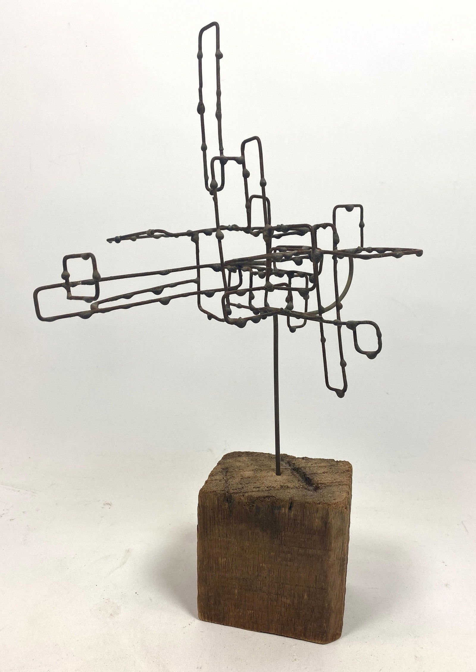 Brutalist Welded Metal Wire Table Sculpture. Bent metal (1 of 9)