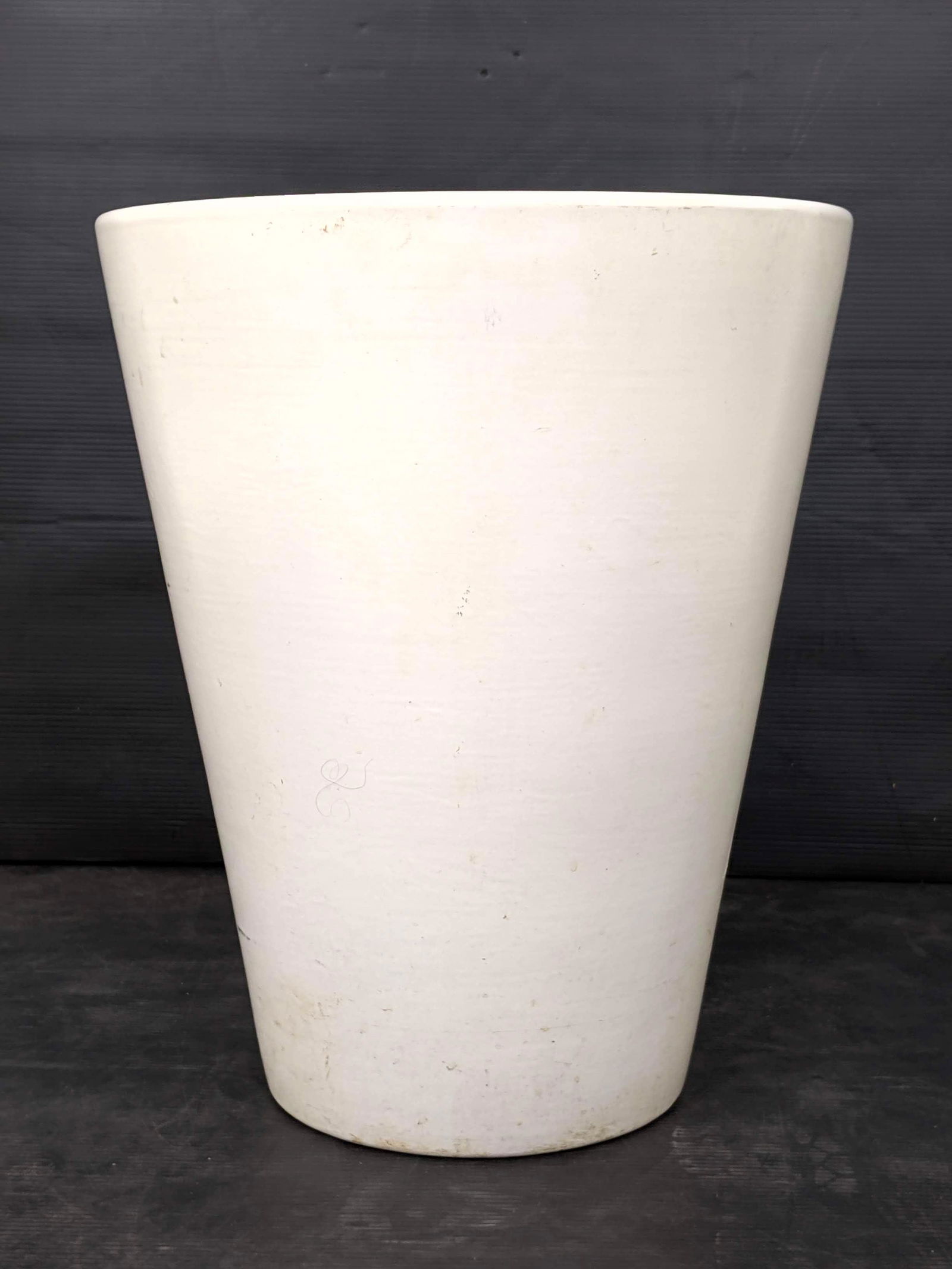 Architectural Pottery Lagardo Tackett Style Floor Vase (1 of 9)