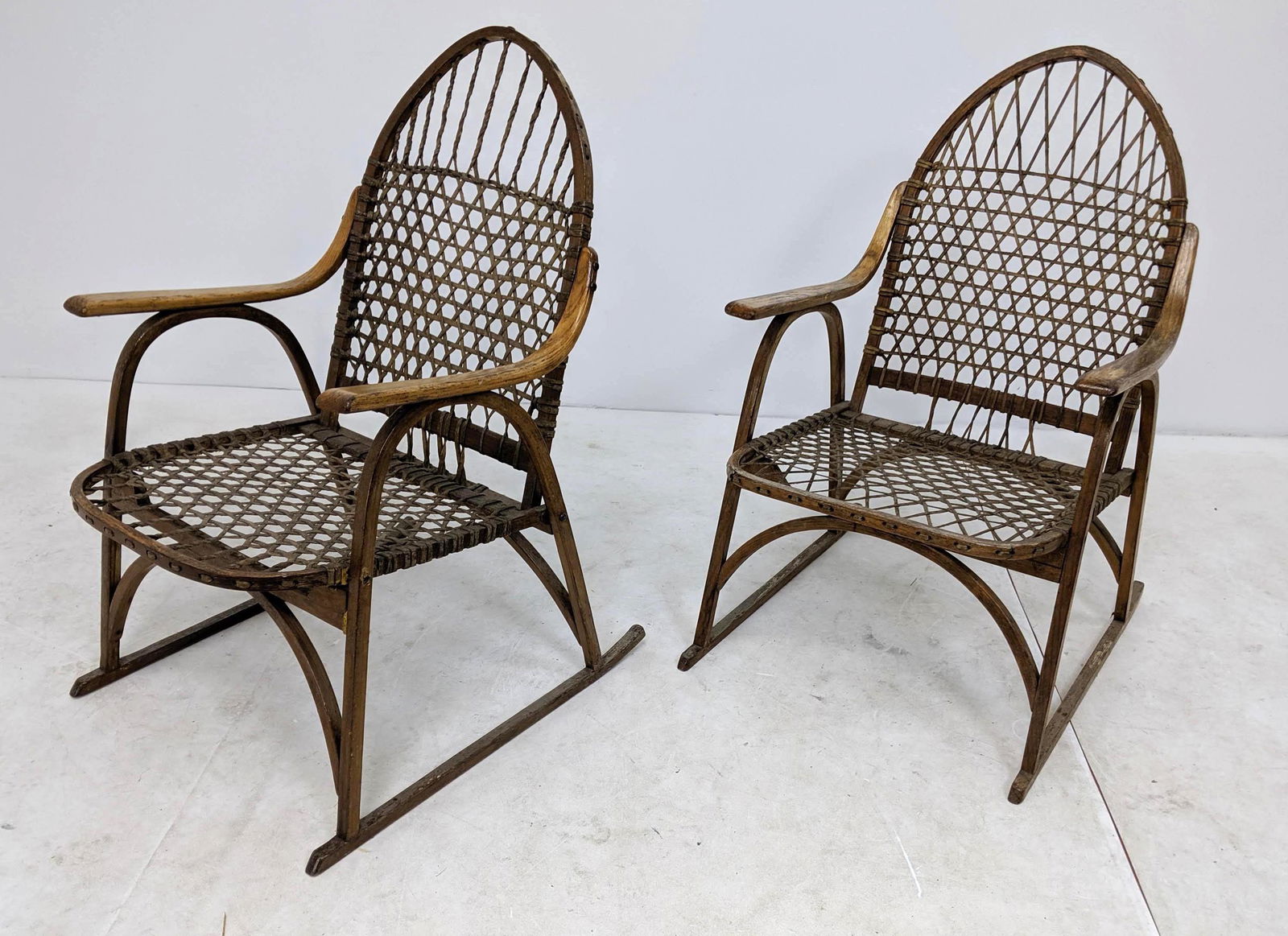 Pr VERMONT TUBBS Arm Chairs. Modernist Wood Rawhide Sno (1 of 10)