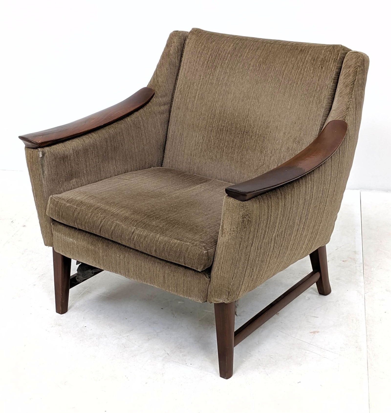 Danish Modern Slope Arm Lounge Chair. Dark wood arms wi (1 of 11)