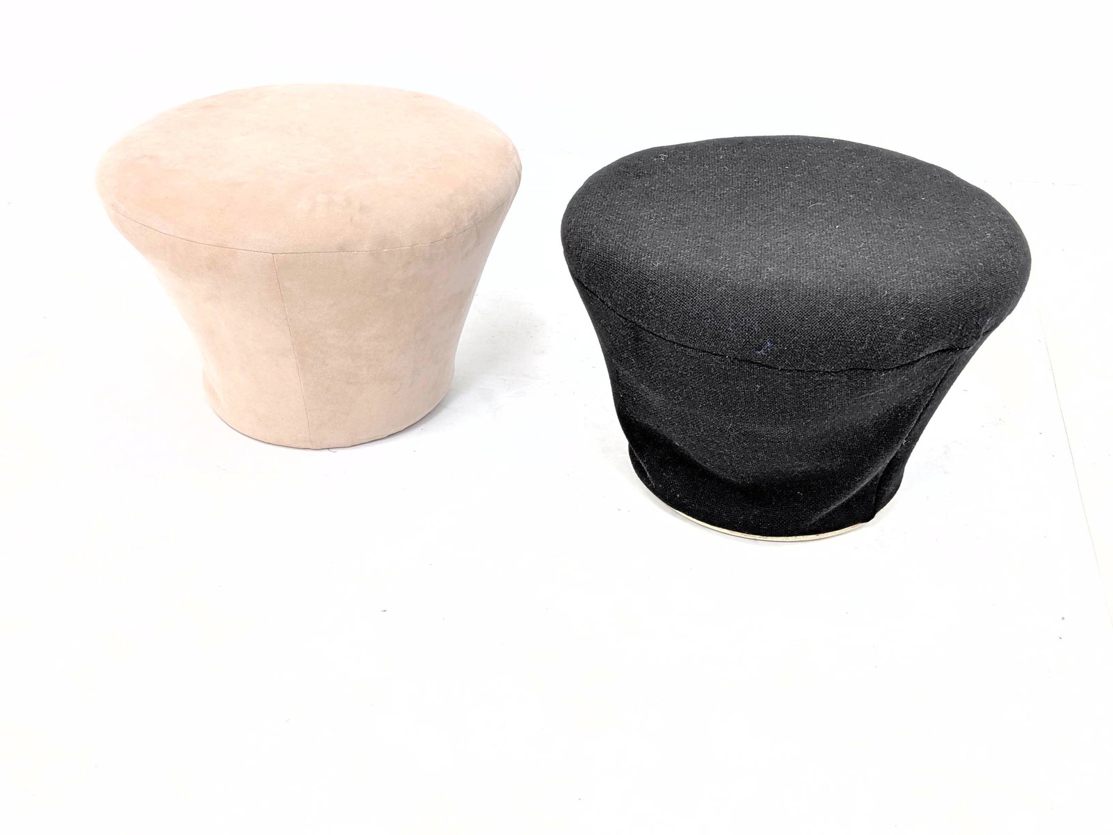 PIERRE PAULIN for ARTIFORT Poof Stool Ottomans. One bla (1 of 9)