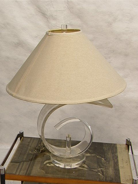 Modern 70s Lucite Table Lamp. VAN TEAL. Curled de: Modern 70s Lucite Table Lamp. VAN TEAL. Curled design with textured finish. Signed Van Teal. Dimensions: H: 28 inches: W: 13 inches Condition: Excellent condition. US Shipping charge: $50