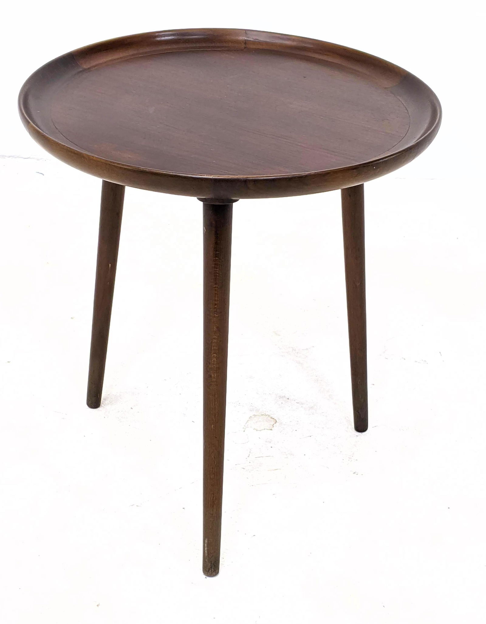 Three Leg Danish Teak SELIG Side Table: Three Leg Danish Teak SELIG Side Table. Unsigned. Danish Modern Raised Lip Tripod Side End Table. -- Dimensions: H: 18.5 inches: W: 17 inches: D: 17 inches ---