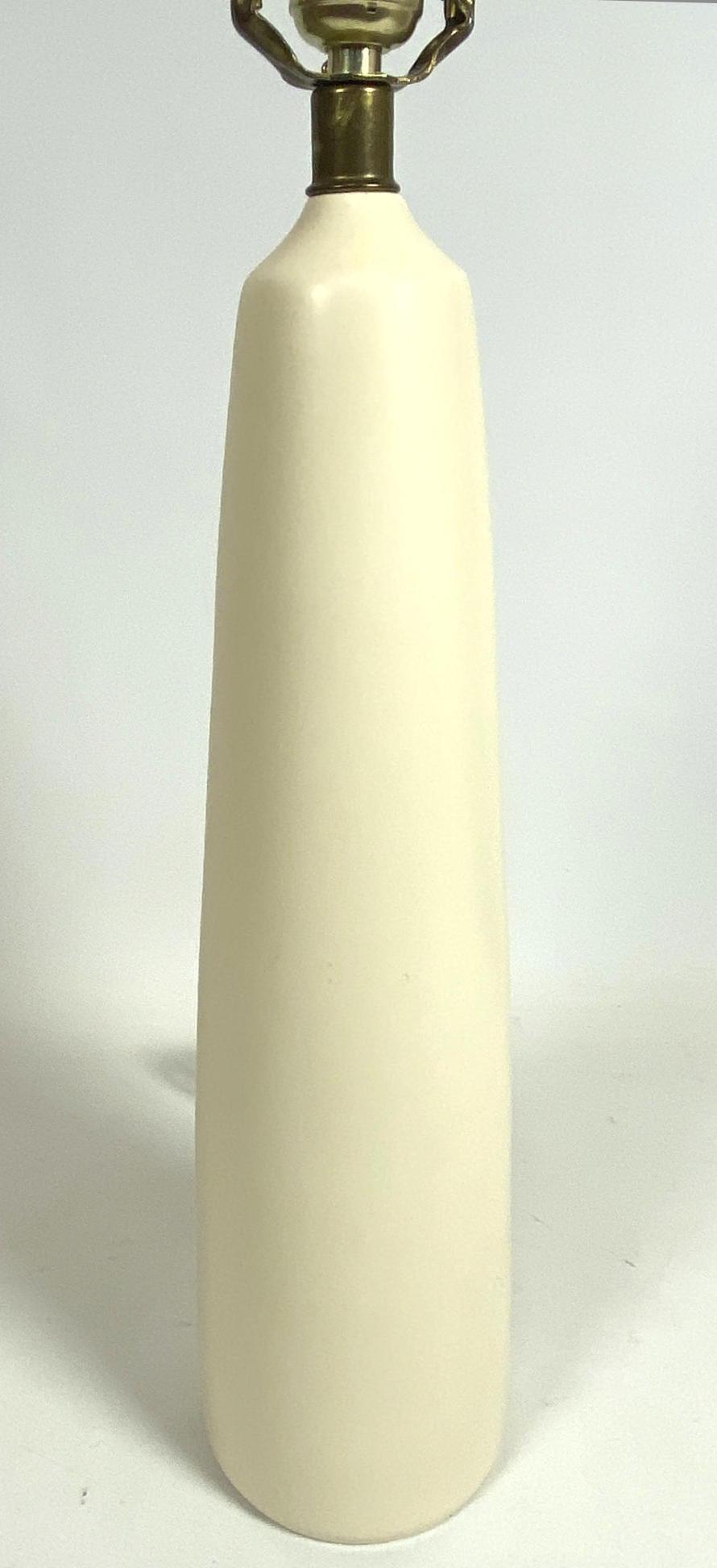 Bostlund Glazed Pottery Table Lamp. Unmarked.: Bostlund Glazed Pottery Table Lamp. Unmarked.-- Dimensions: H: 35 inches: W: 5 inches: D: 5 inches ---