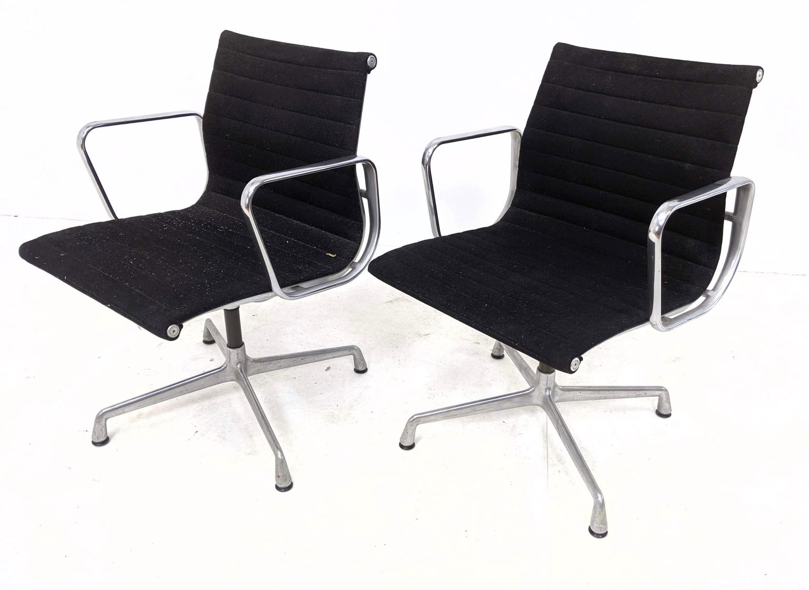 Pr CHARLES EAMES for HERMAN MILLER Office Chairs, Alumi (1 of 9)