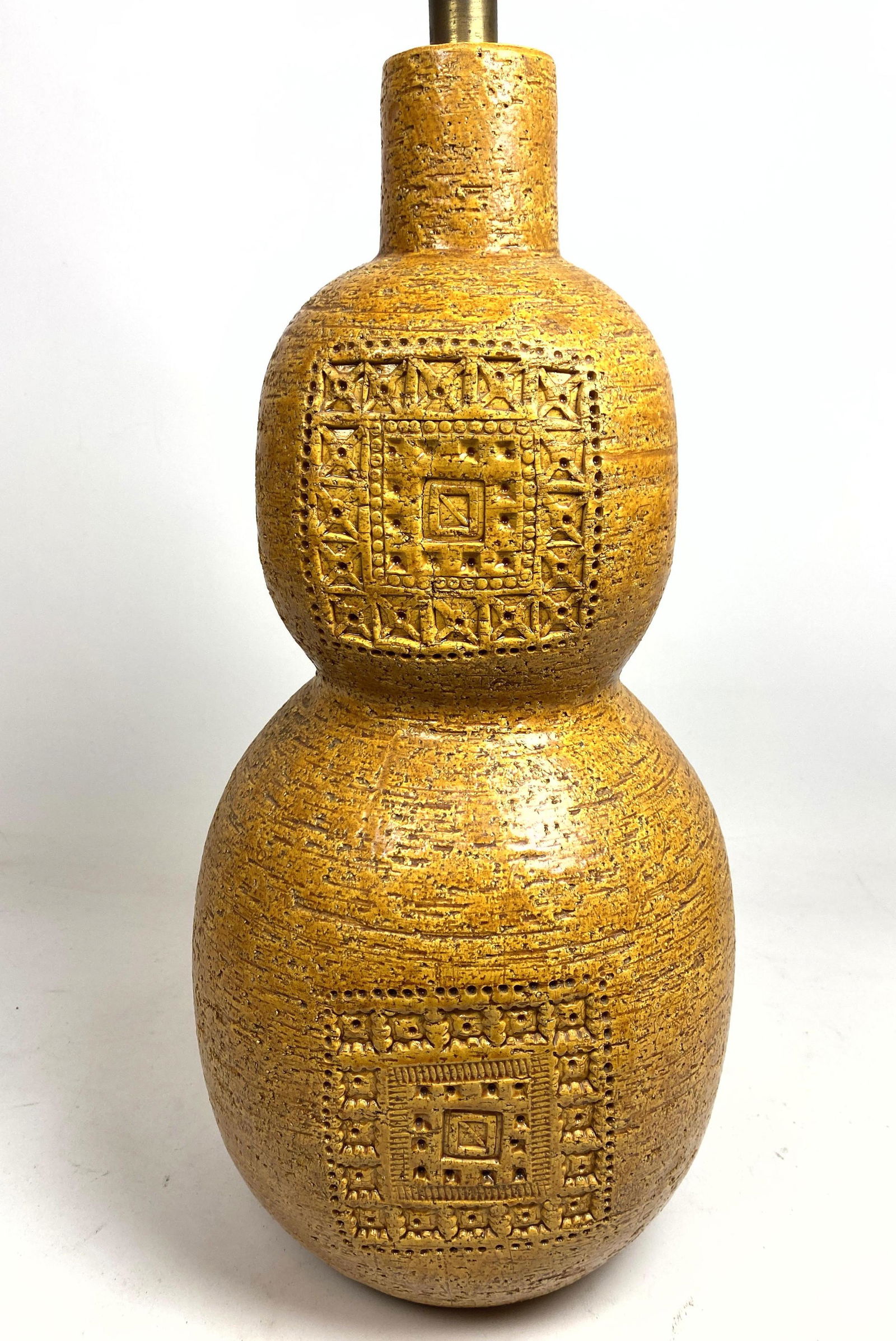 BITOSSI Italian Art Pottery Table Lamp. Stamped mustard (1 of 8)