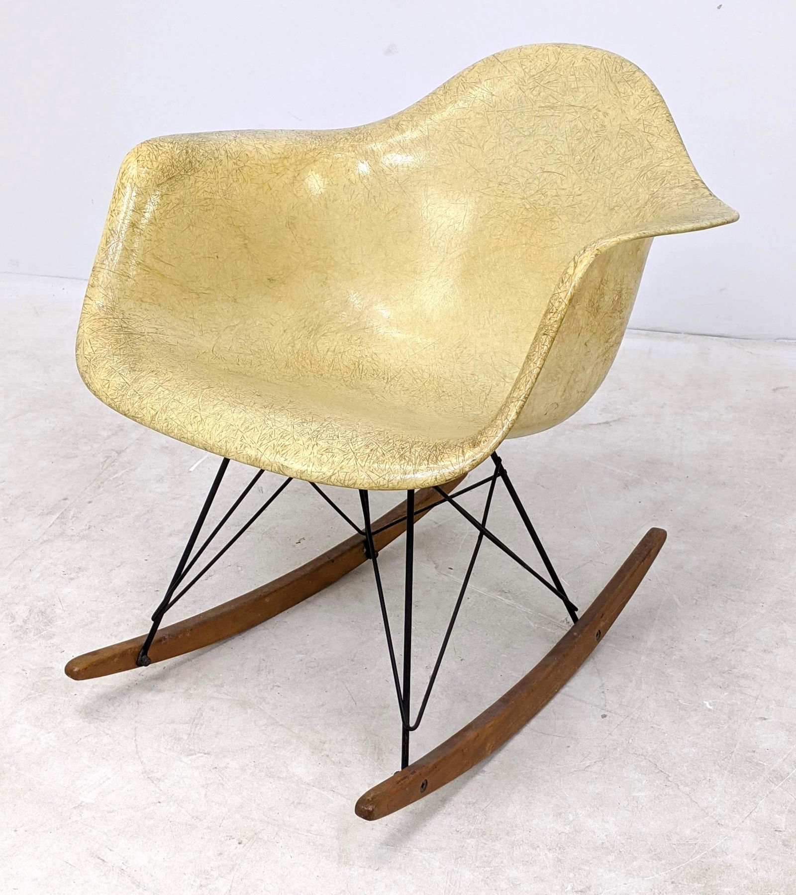 Early CHARLES EAMES for HERMAN MILLER Fiberglass Rockin (1 of 15)