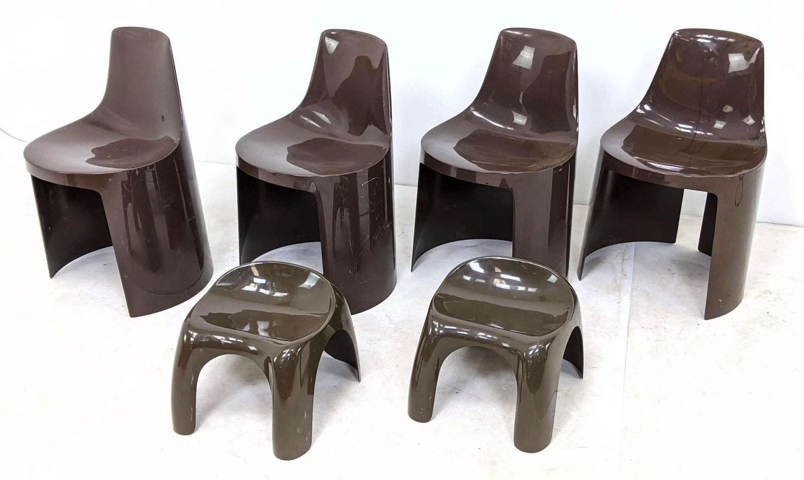 6pc Modernist Brown Molded Plastic Chairs. 4pc KAY LERO (1 of 15)