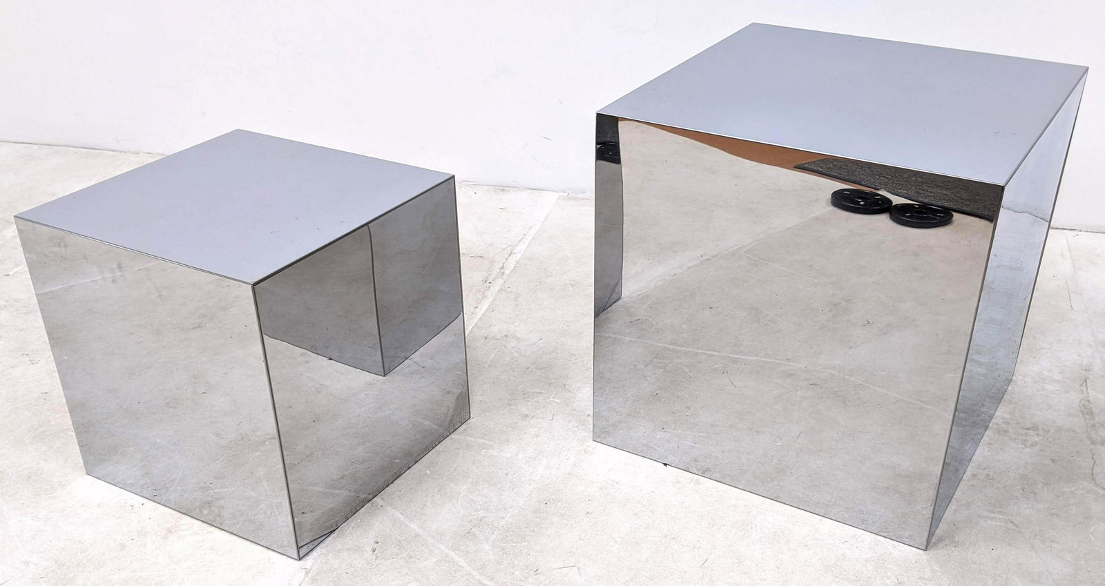 2pc Mirrored Chrome Cube Side End Table. (1 of 10)