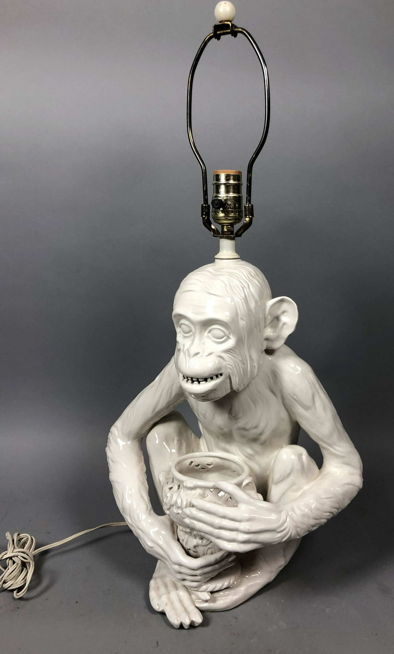 Italian Modernist Ceramic Pottery Monkey Table Lamp. Sc (1 of 6)